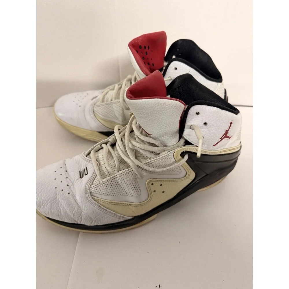 Jordan Flight 23 Classic White Varsity Red Black 414759-101 Men's Size 12